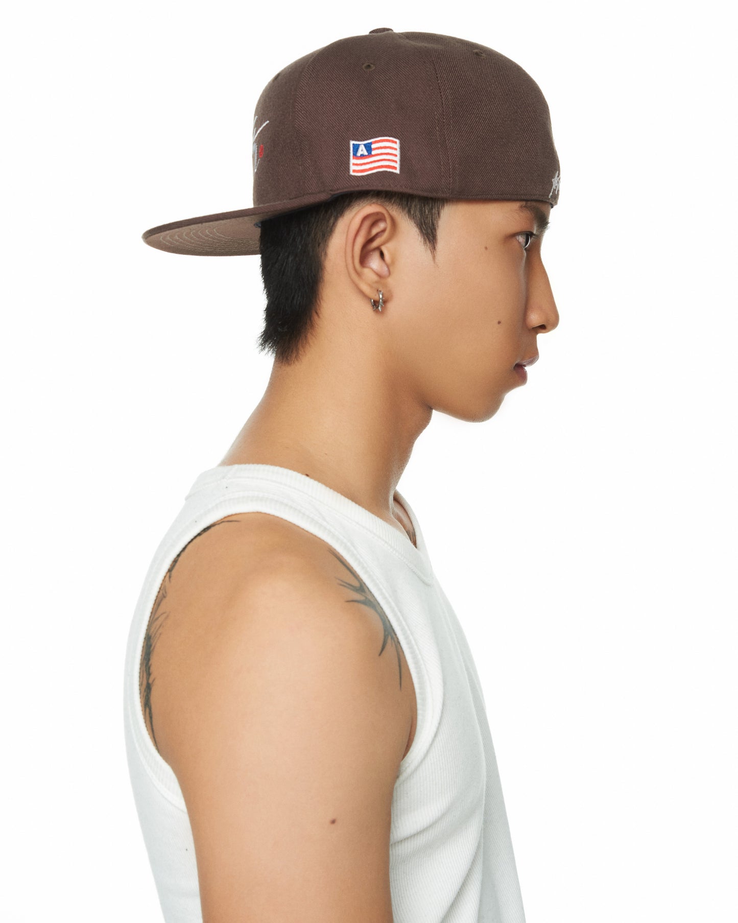 AA SIGNATURE LOGO FITTED // BROWN